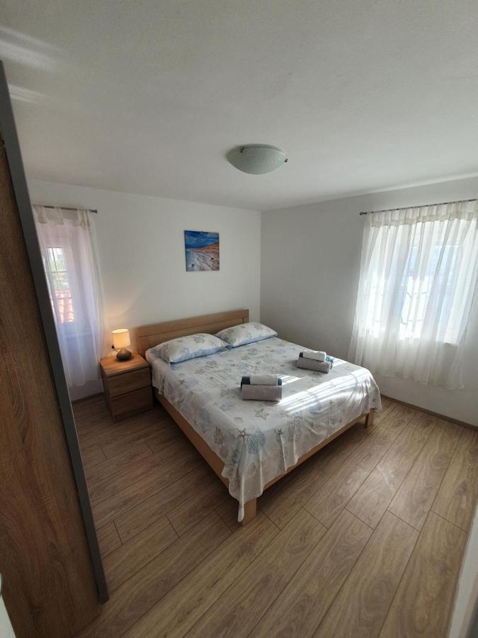 Apartaments Ukic 프르비치 세푸리네 외부 사진