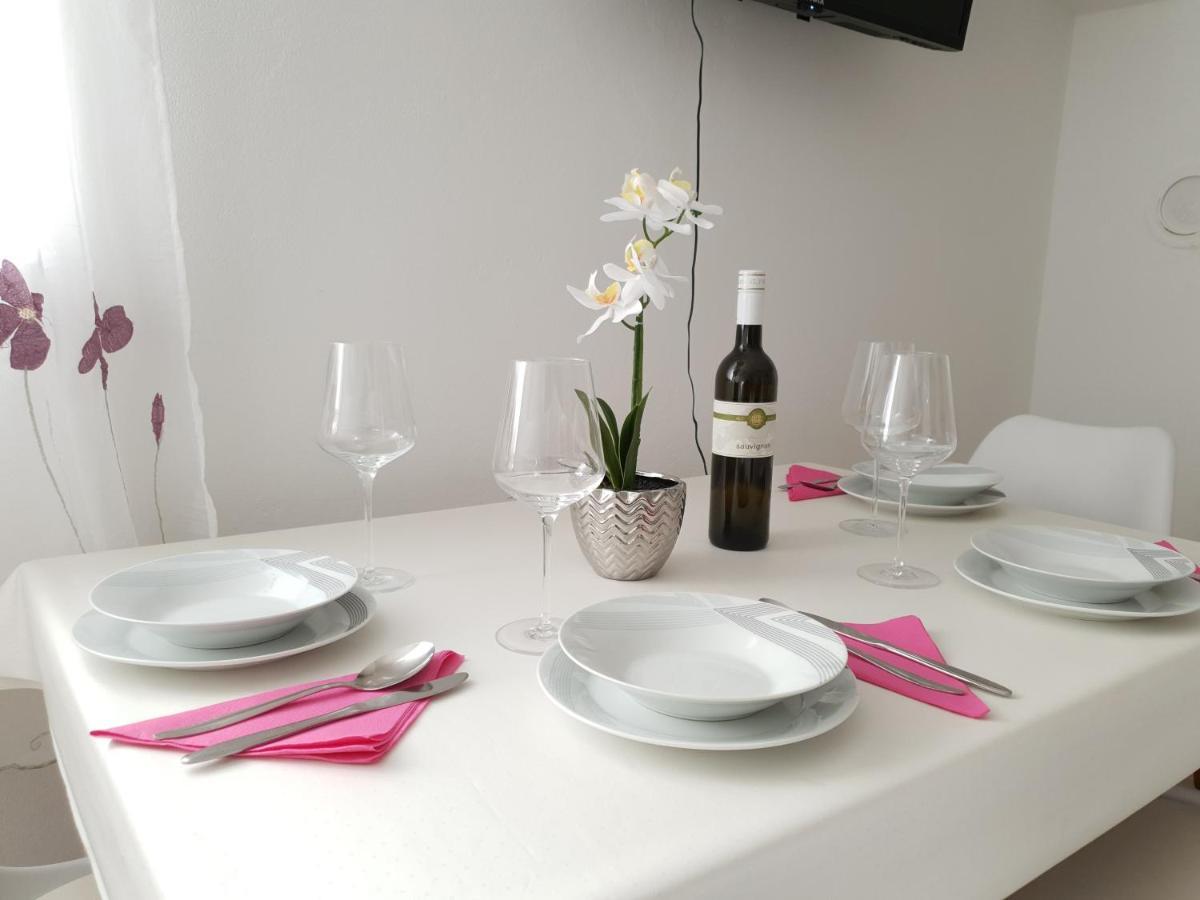 Apartaments Ukic 프르비치 세푸리네 외부 사진