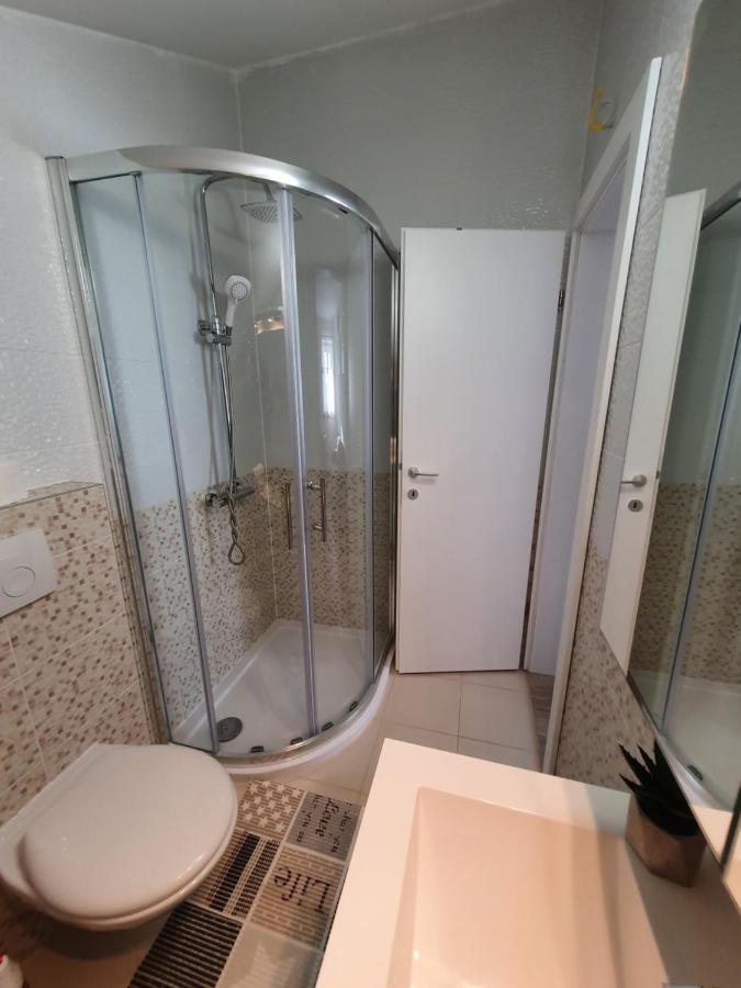 Apartaments Ukic 프르비치 세푸리네 외부 사진